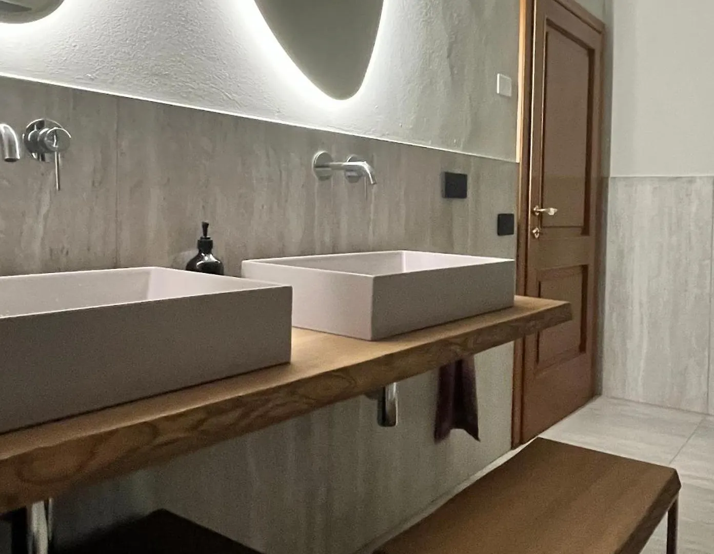 Landhaus Podere Fignano, Holiday Home - Apartments Fully Renovated 2024