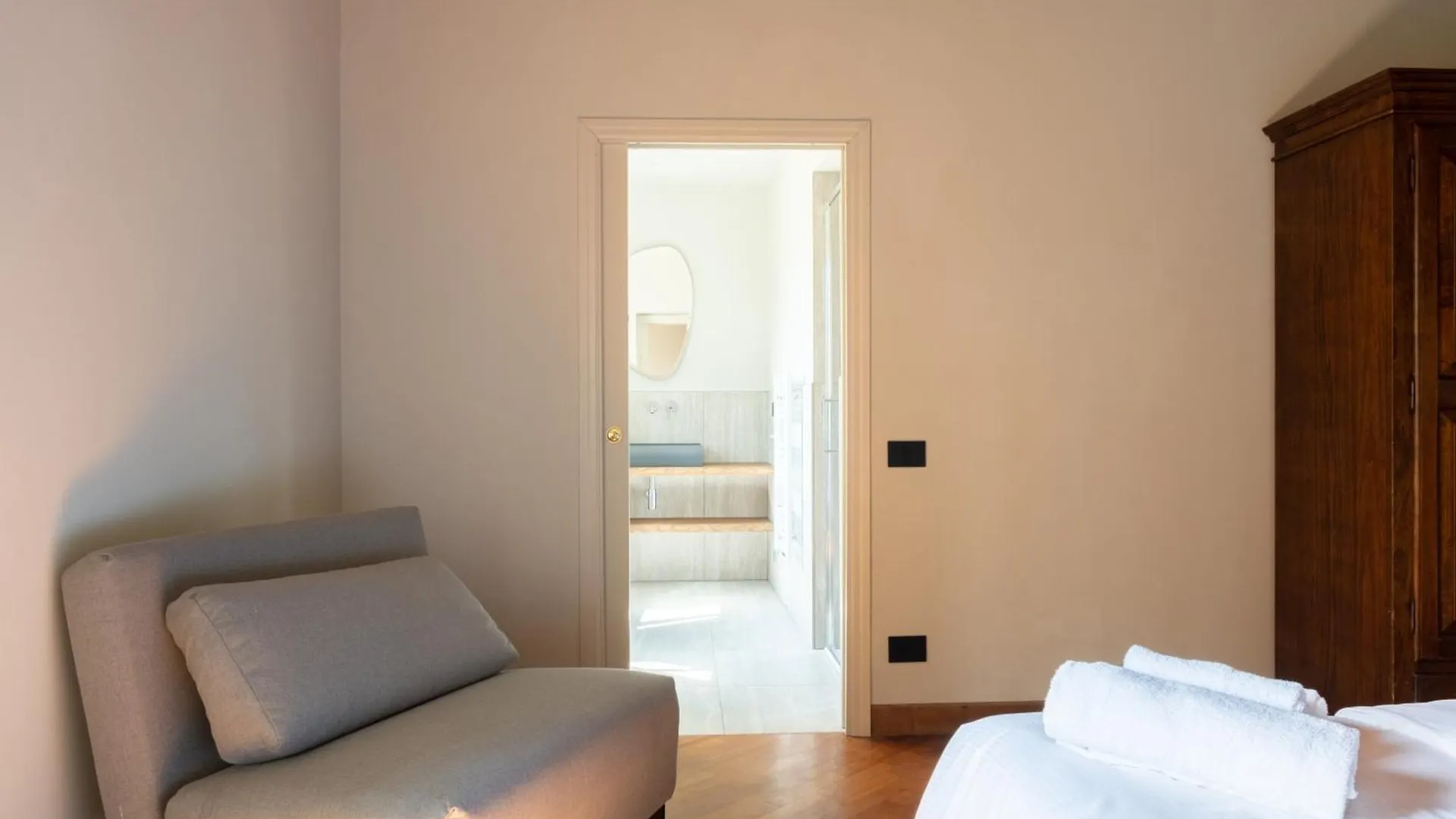 Country house Podere Fignano, Holiday Home - Apartments Fully Renovated 2024 Montaione