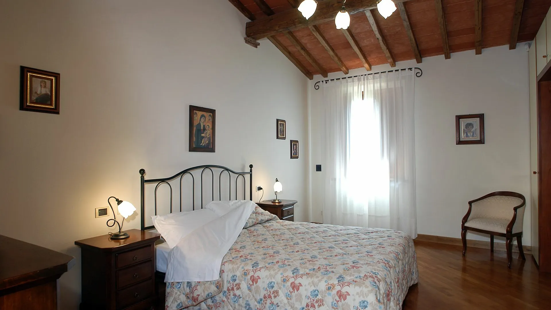 Podere Fignano, Holiday Home - Apartments Fully Renovated 2024 Landhaus