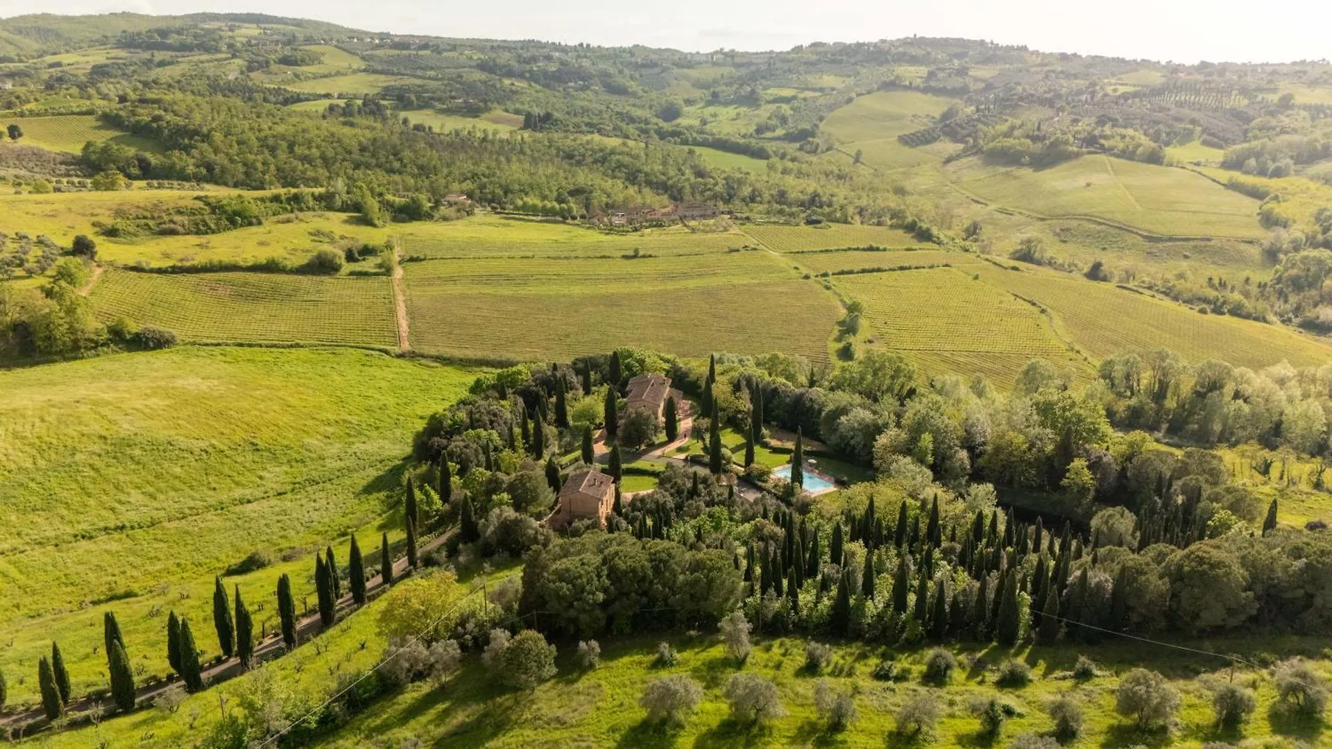 Podere Fignano, Holiday Home - Apartments Fully Renovated 2024 컨트리하우스