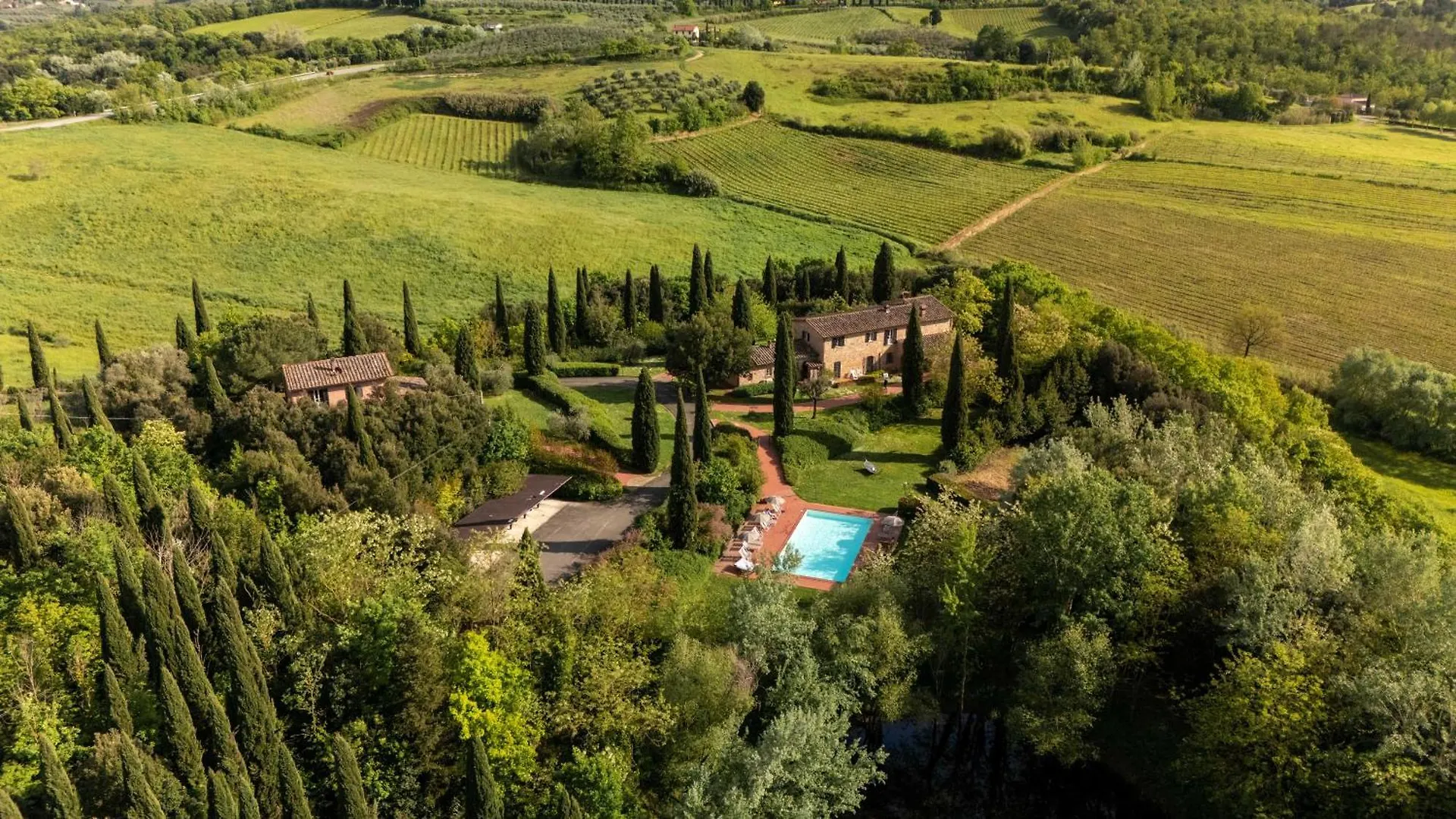 Podere Fignano, Holiday Home - Apartments Fully Renovated 2024 contacts