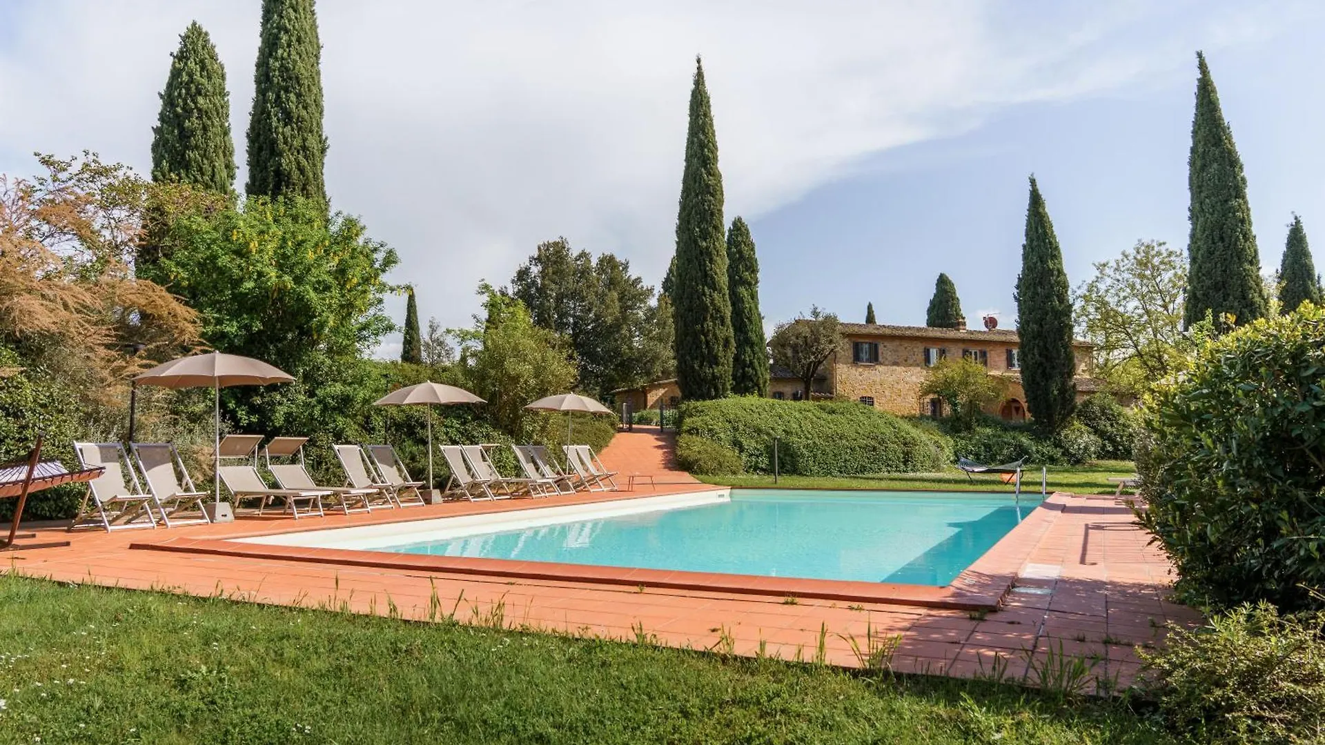 Landhuis Podere Fignano, Holiday Home - Apartments Fully Renovated 2024