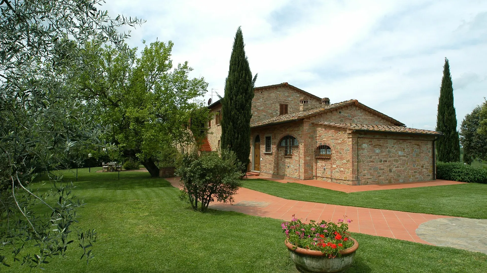 Podere Fignano, Holiday Home - Apartments Fully Renovated 2024 0*, 몬타이오네
